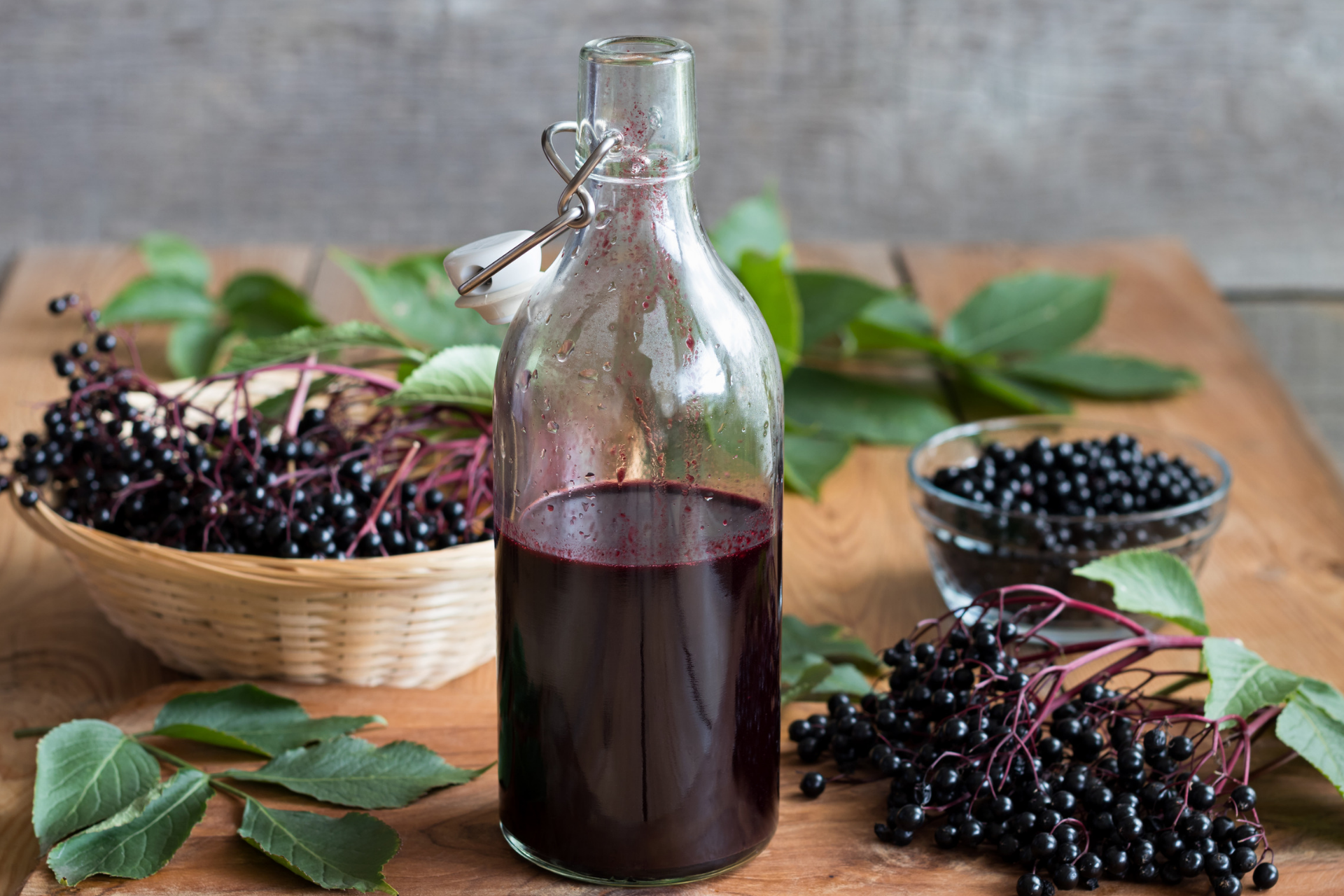 9 Health Benefits of Elderberries