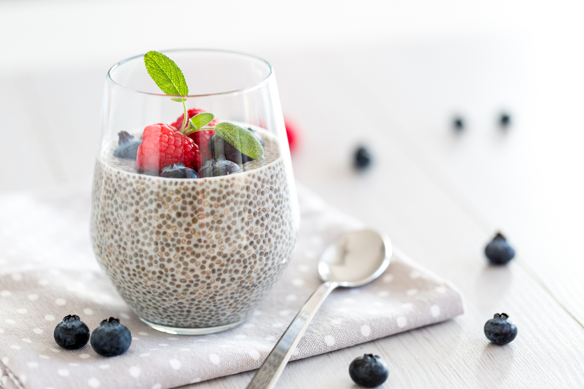 Health Benefits of Consuming Chia Seeds