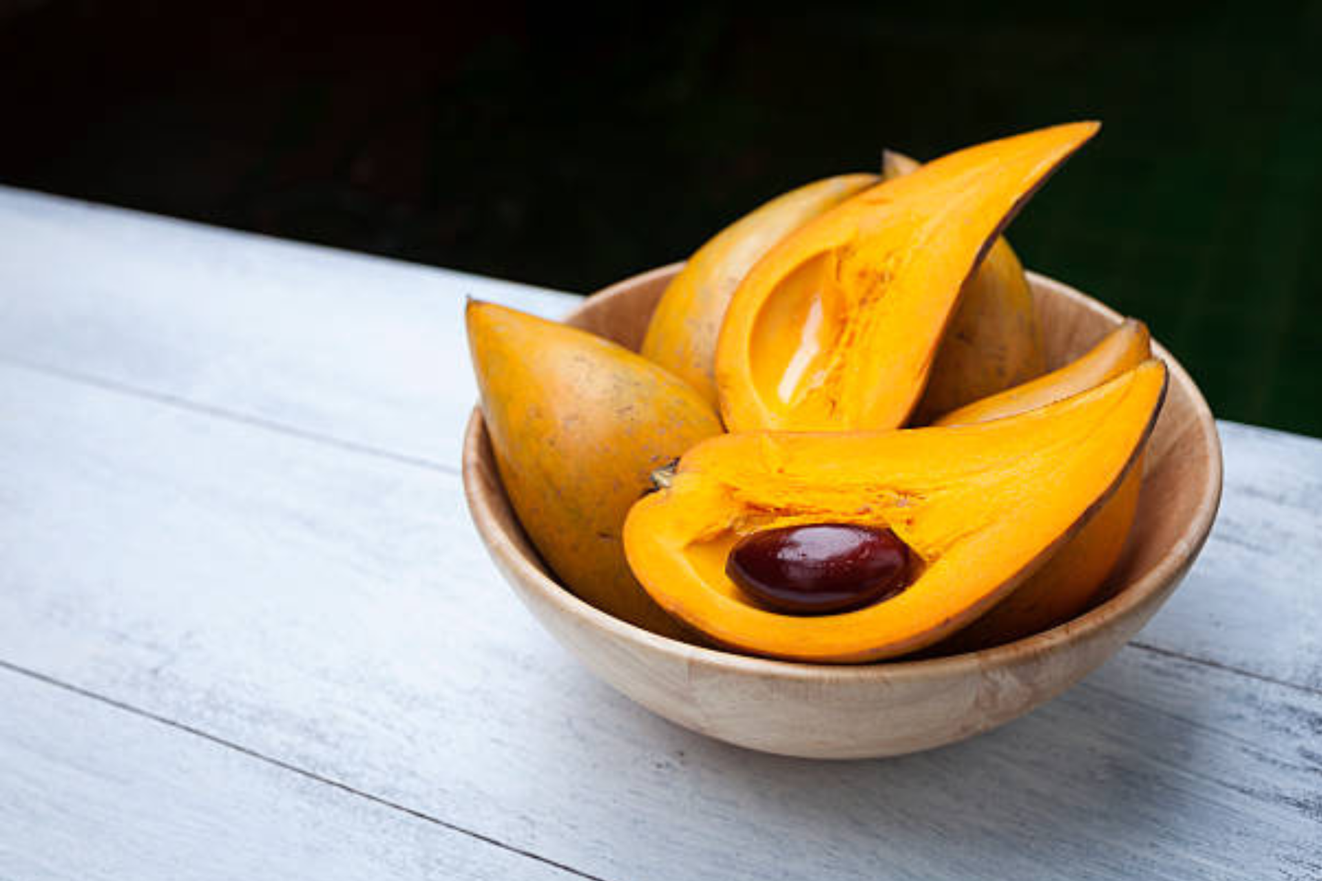 Lucuma fruit